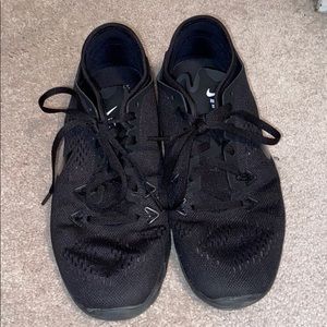 Black Nike Free TR Fit 5
